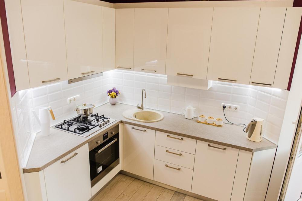 Skandi Apartment Near The Park Irpin Ngoại thất bức ảnh